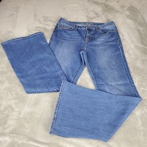 AMERICAN RAG Medium Wash Flare Jeans